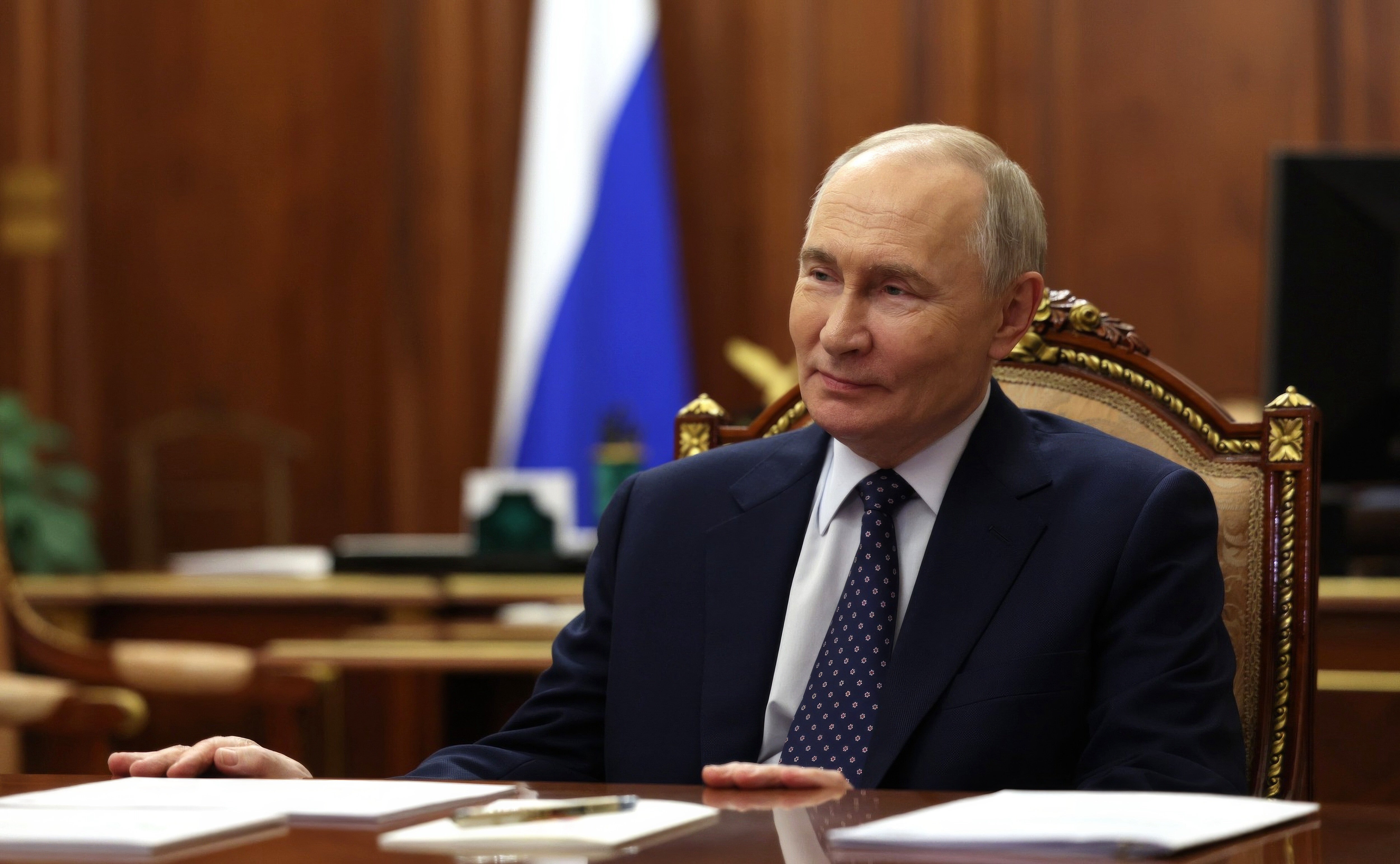 Putin anuncia un alto el fuego unilateral hasta la medianoche del lunes por la Pascua ortodoxa Putin anuncia un alto el fuego unilateral hasta la medianoche del lunes por la Pascua ortodoxa