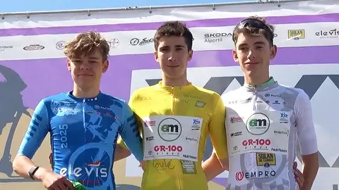 Mario Cordero gana la general de la XXX Volta Loulé Junior en otra brillante actuación del equipo Electromercantil-GR100, con un formidable Pepe Vega, tercero Mario Cordero gana la general de la XXX Volta Loulé Junior en otra brillante actuación del equipo Electromercantil-GR100, con un formidable Pepe Vega, tercero