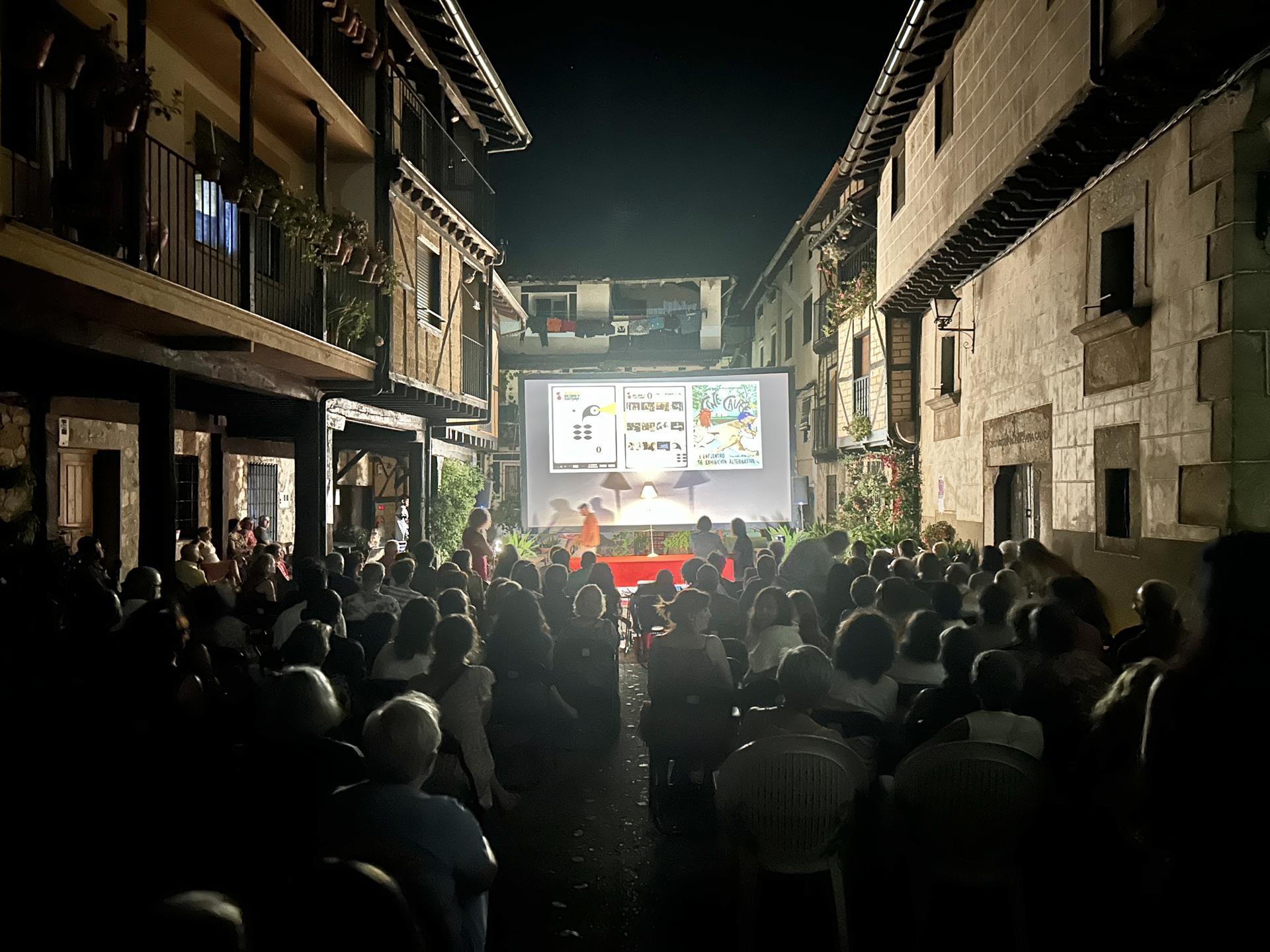 La muestra de Cine y Cultura de la Vera llegará a once localidades y contará con un servicio gratuito de transporte La muestra de Cine y Cultura de la Vera llegará a once localidades y contará con un servicio gratuito de transporte