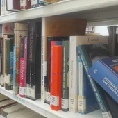 Biblioteca municipal Ana de Castro de Valdepeñas Biblioteca municipal Ana de Castro de Valdepeñas