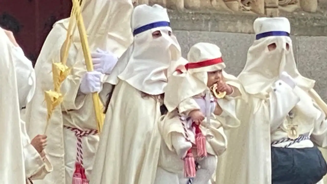 Cofrades salmantinos Cofrades salmantinos