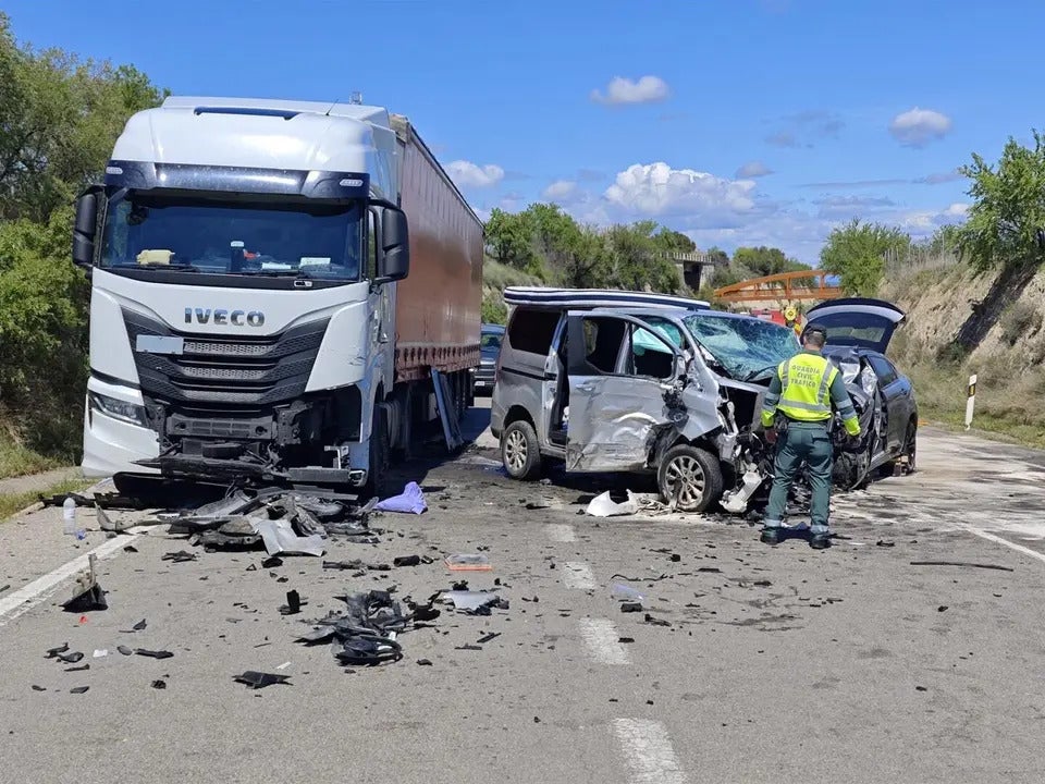 Un accidente en la N-240 en Barbastro deja un fallecido y seis heridos graves Un accidente en la N-240 en Barbastro deja un fallecido y seis heridos graves