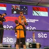 Piastri vence en Arabia y se pone líder del Mundial