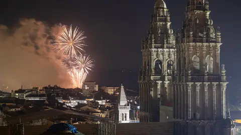 La Xunta Local de Goberno de Santiago aprueba el inicio del proceso de contratación de los Fogos do Apóstolo para los años 2025 y 2026 La Xunta Local de Goberno de Santiago aprueba el inicio del proceso de contratación de los Fogos do Apóstolo para los años 2025 y 2026