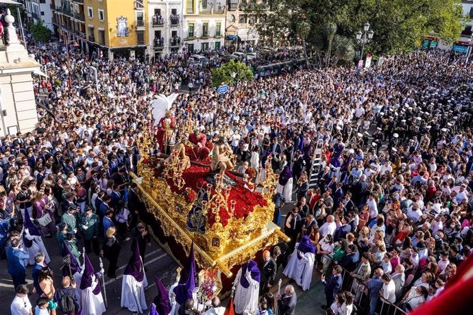 La Semana Santa de Sevilla deja un impacto cercano a los 500 millones de euros La Semana Santa de Sevilla deja un impacto cercano a los 500 millones de euros