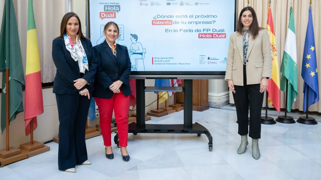 El Ayuntamiento y la Cámara de Comercio organizan la primera Feria de la FP para dar a conocer la oferta de Formación Profesional El Ayuntamiento y la Cámara de Comercio organizan la primera Feria de la FP para dar a conocer la oferta de Formación Profesional