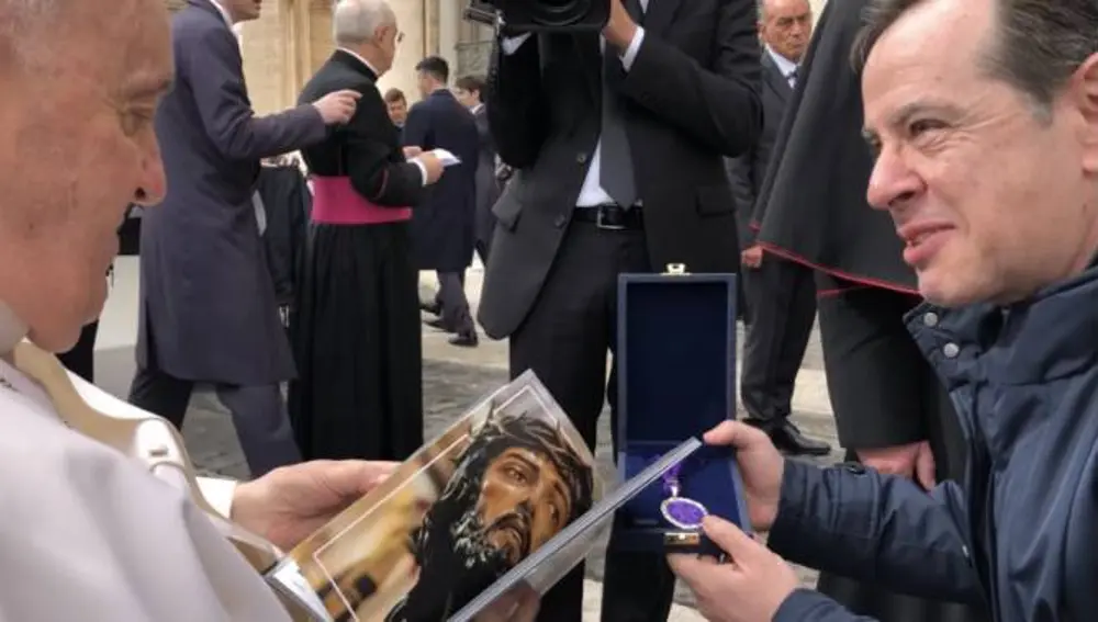 Jorge Sánchez Albendea con el papa Francisco, en 2023 Jorge Sánchez Albendea con el papa Francisco, en 2023