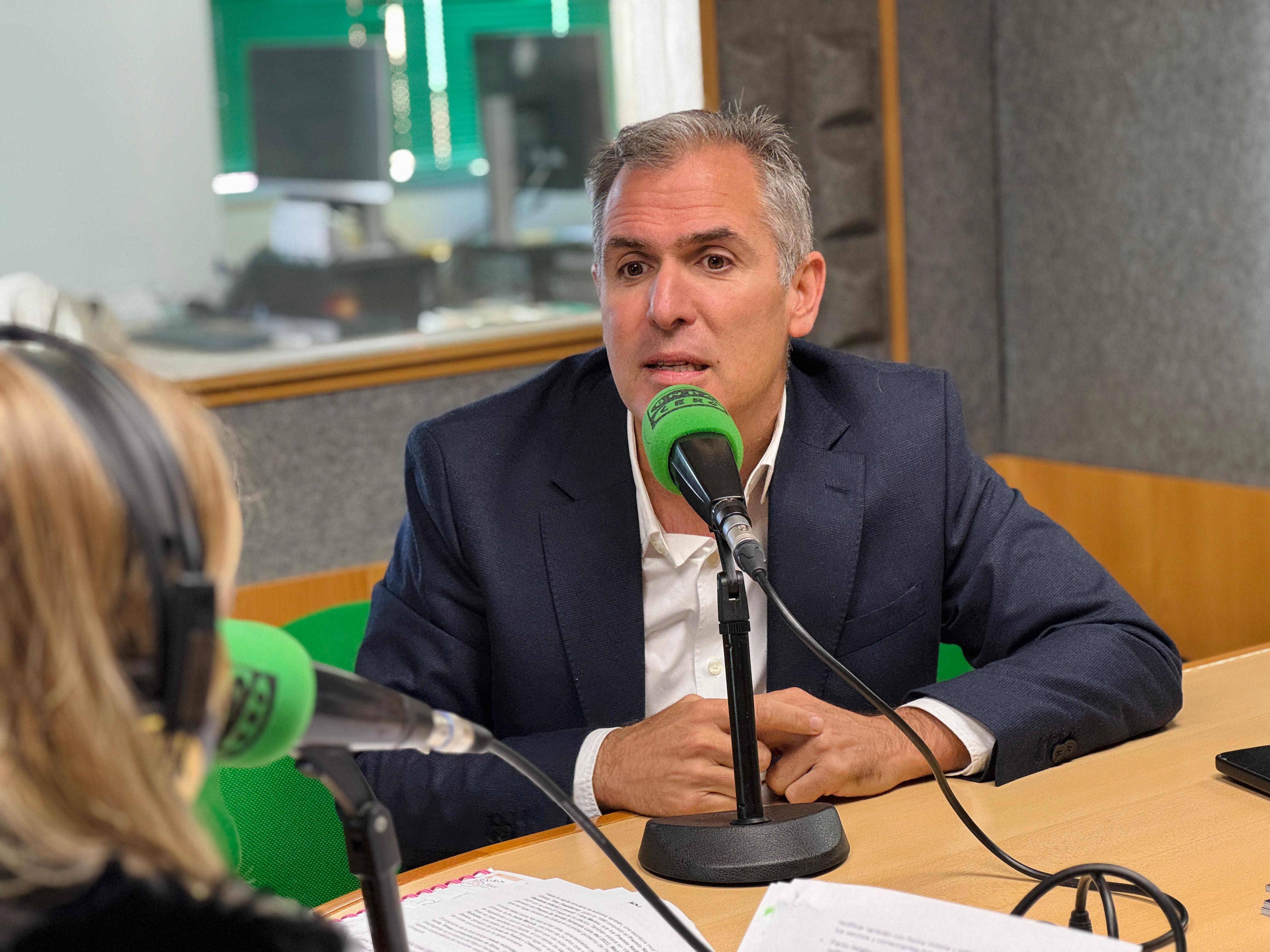 Domínguez: “El BNG está boicoteando el dragado del Lérez y exijo que Lores se pronuncie y no sea cómplice” Domínguez: “El BNG está boicoteando el dragado del Lérez y exijo que Lores se pronuncie y no sea cómplice”