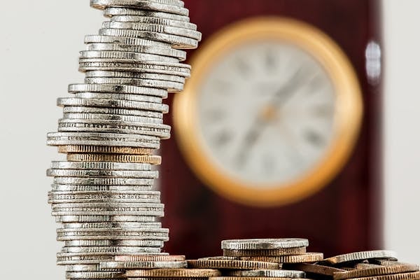 Por qué se adelanta el pago de las pensiones en abril: este será el día que cobres según tu banco Por qué se adelanta el pago de las pensiones en abril: este será el día que cobres según tu banco