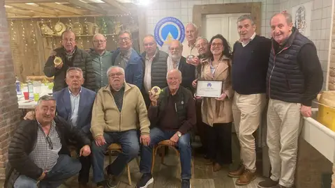 Asistentes a la última reunión del Círculo Asistentes a la última reunión del Círculo