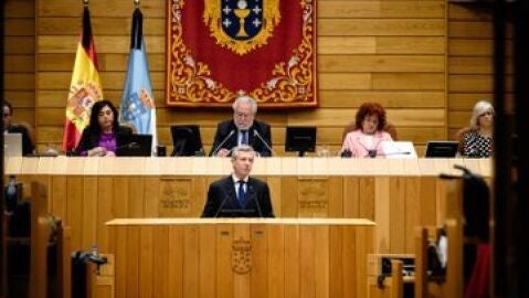 El presidente de la Xunta, Alfonso Rueda, intervine en el Debate sobre el Estado de la Autonom&iacute;a. Imagen: cuenta de X, Alfonso Rueda.
