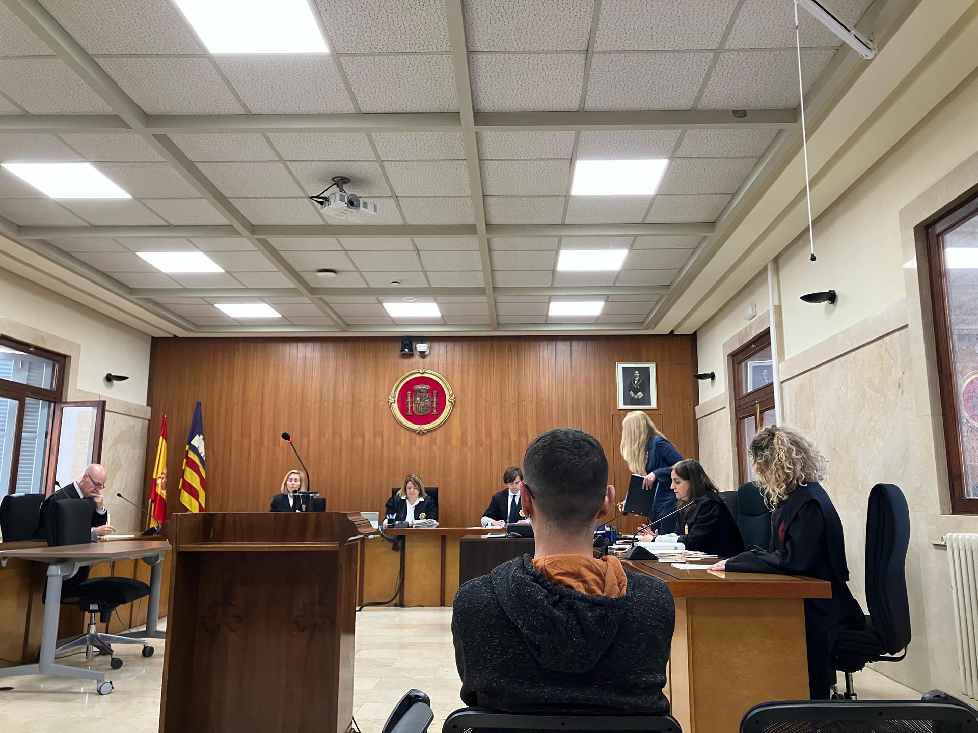 Dos años bajo custodia familiar por violar a una mujer con discapacidad en Manacor Dos años bajo custodia familiar por violar a una mujer con discapacidad en Manacor