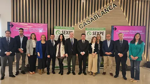 La Junta de Extremadura fomenta la contratación de jóvenes menores de 30 años desempleados a través del Programa 'Contrata Excelencia' La Junta de Extremadura fomenta la contratación de jóvenes menores de 30 años desempleados a través del Programa 'Contrata Excelencia'