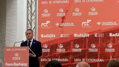 La Junta pide al Gobierno más recursos en vivienda porque ha cumplido los "hitos" establecidos y puede gestionar "más" La Junta pide al Gobierno más recursos en vivienda porque ha cumplido los "hitos" establecidos y puede gestionar "más"