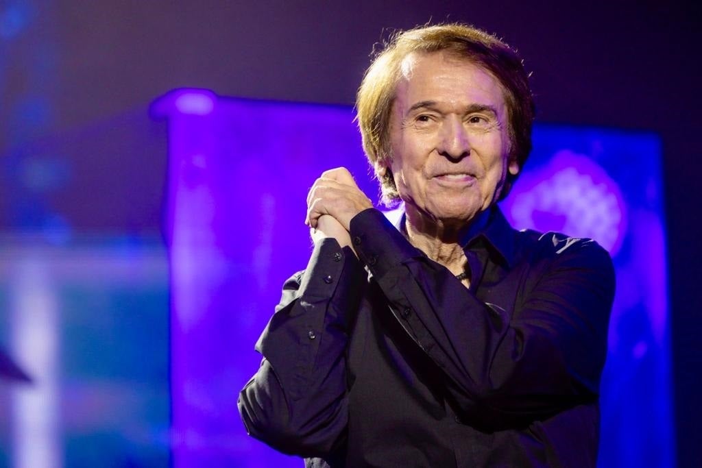 El hijo de Raphael habla sobre su estado de salud: "Es buen paciente" El hijo de Raphael habla sobre su estado de salud: "Es buen paciente"