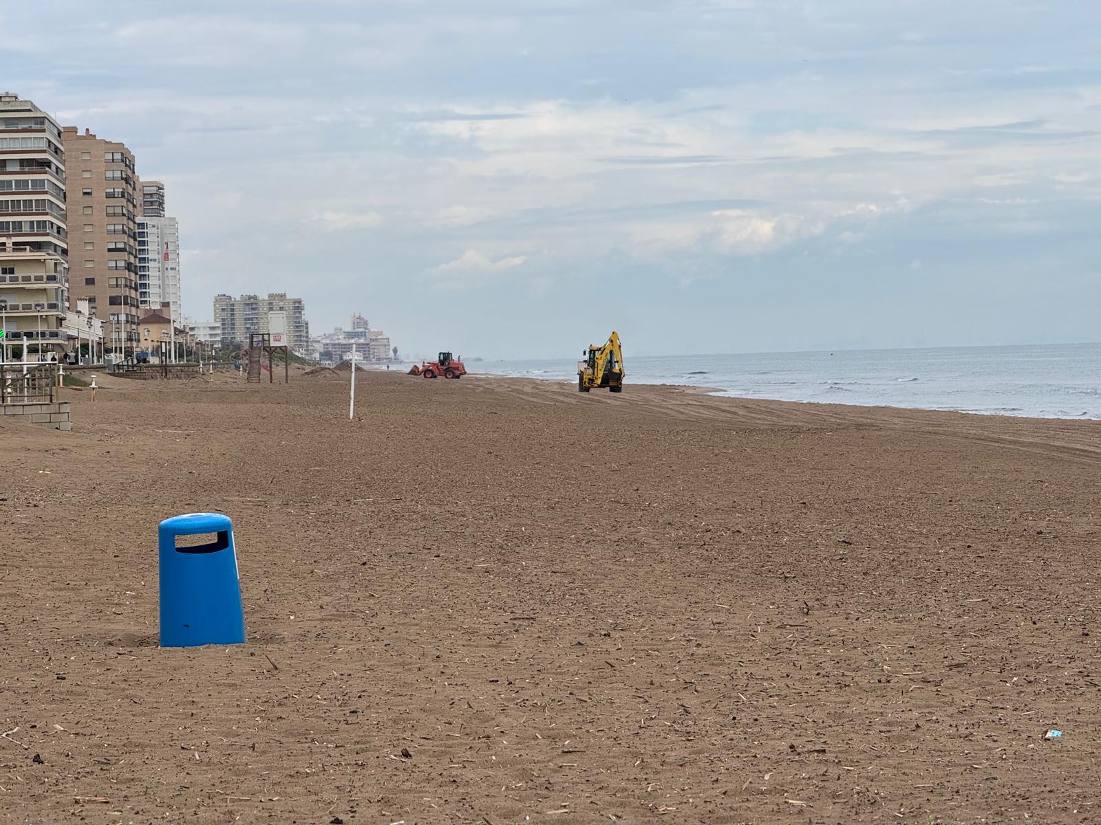 Sueca recomienda protegerse los pies para estar en sus playas Sueca recomienda protegerse los pies para estar en sus playas