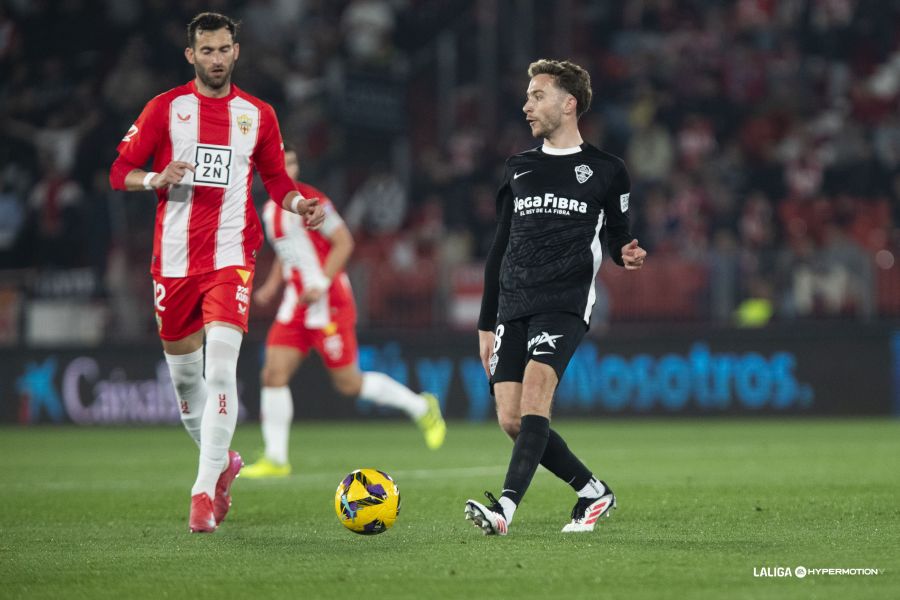 Aguado: "En el Elche hay unidad y los momentos de bajón no duelen tanto" Aguado: "En el Elche hay unidad y los momentos de bajón no duelen tanto"