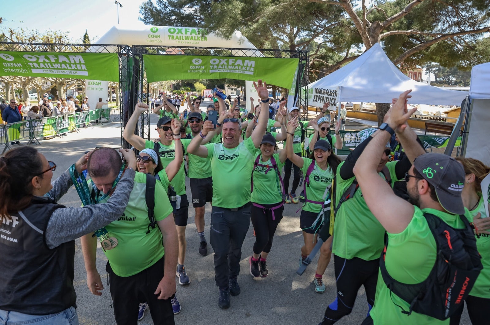 Quatre equips de Caixa Popular recorren 100 quilòmetres solidaris en 32 hores Quatre equips de Caixa Popular recorren 100 quilòmetres solidaris en 32 hores