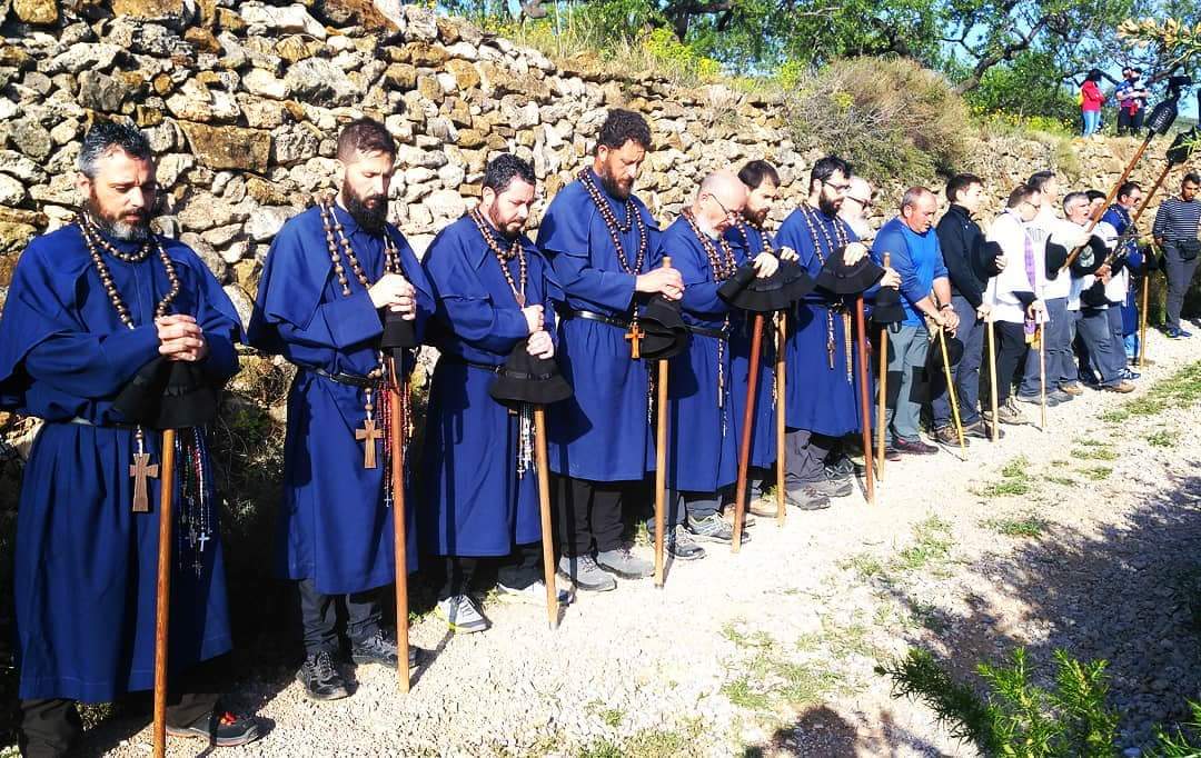 Els Pelegrins de les Useres y su cita anual cada último viernes de abril Els Pelegrins de les Useres y su cita anual cada último viernes de abril