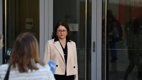 Una aspirante a la plaza que ocupó David Sánchez dice que "no hubo igualdad de oportunidades" en el proceso Una aspirante a la plaza que ocupó David Sánchez dice que "no hubo igualdad de oportunidades" en el proceso
