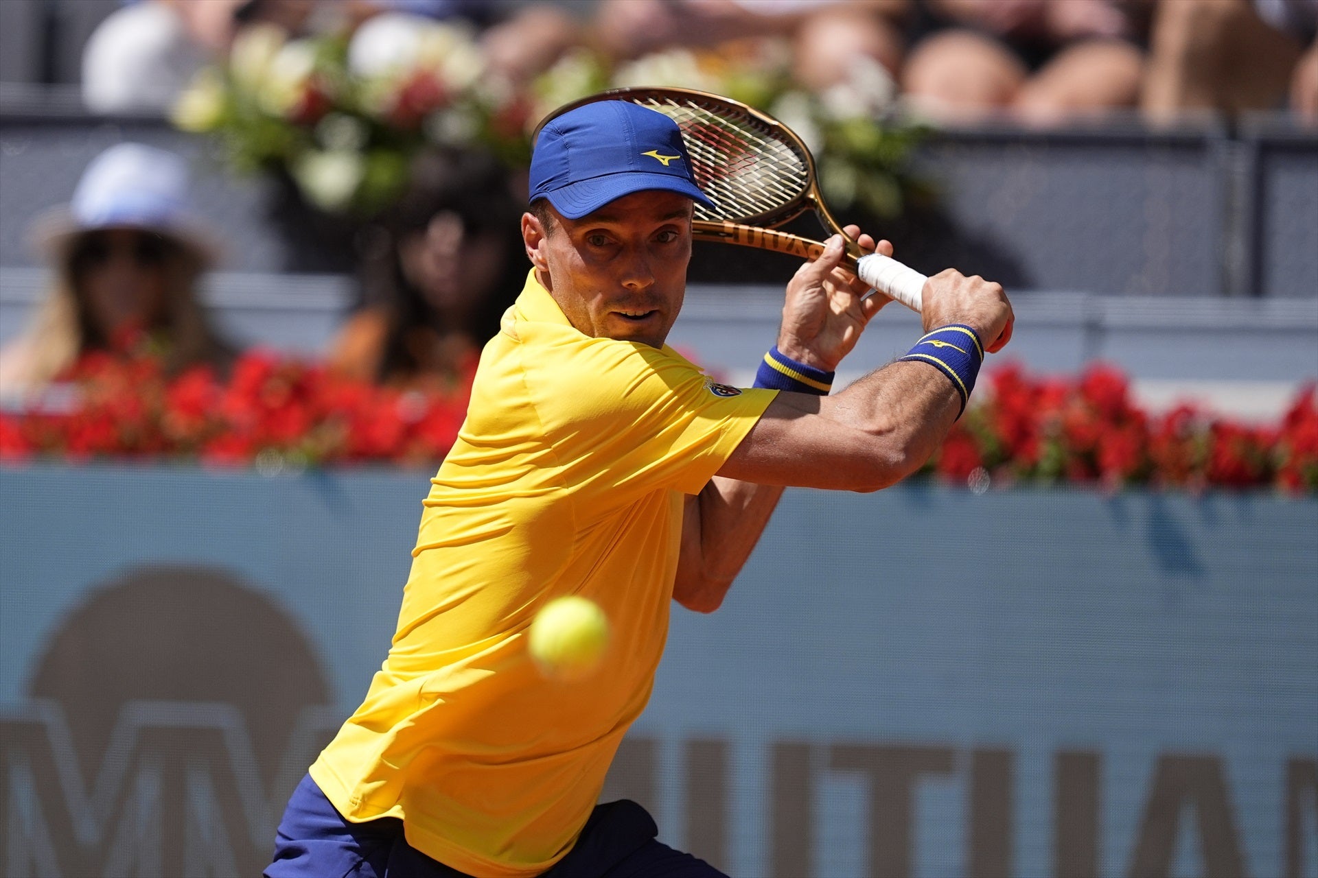 El dardo de Roberto Bautista a Carlos Alcaraz: "No creo que vaya a ganar Grand Slams acostándose a las siete de la mañana" El dardo de Roberto Bautista a Carlos Alcaraz: "No creo que vaya a ganar Grand Slams acostándose a las siete de la mañana"