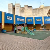 El PSOE de Benidorm denuncia que el gobierno lleva más de un año sin cumplir la sentencia que obliga a reparar la plaza de Manizales El PSOE de Benidorm denuncia que el gobierno lleva más de un año sin cumplir la sentencia que obliga a reparar la plaza de Manizales