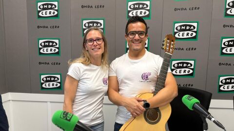 Saray Moya y Fakun San Blas, los trovadores de "cuentos cantados" Saray Moya y Fakun San Blas, los trovadores de "cuentos cantados"