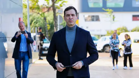 David Sánchez, hermano del presidente del Gobierno, a su llegada al juzgado de Badajoz. Imagen de archivo David Sánchez, hermano del presidente del Gobierno, a su llegada al juzgado de Badajoz/ EFE/ Jero Morales