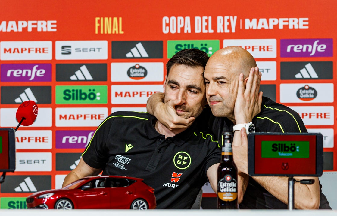 De Burgos, entre lágrimas, lamenta "la repercusión" de los vídeos de Real Madrid TV De Burgos, entre lágrimas, lamenta "la repercusión" de los vídeos de Real Madrid TV