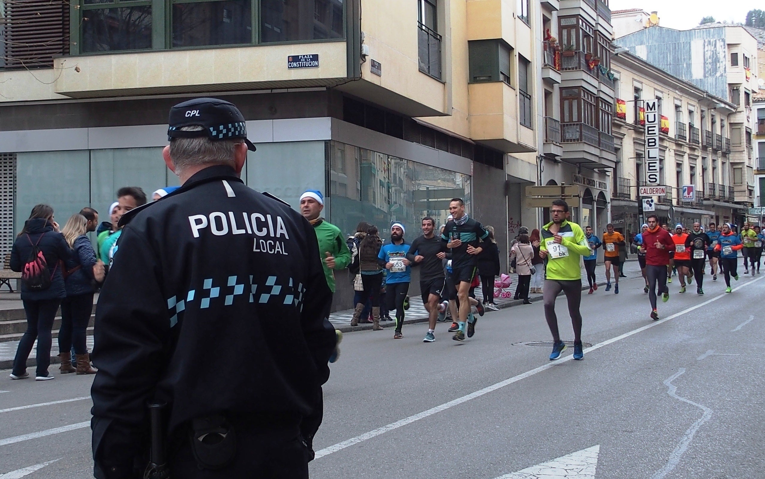 Servicios especiales para 40 agentes para cubrir la seguridad de la Media Maratón Servicios especiales para 40 agentes para cubrir la seguridad de la Media Maratón