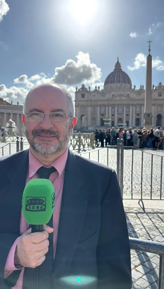 Paco Paniagua, jefe de sociedad en la Ciudad del Vaticano Paco Paniagua, jefe de sociedad en la Ciudad del Vaticano