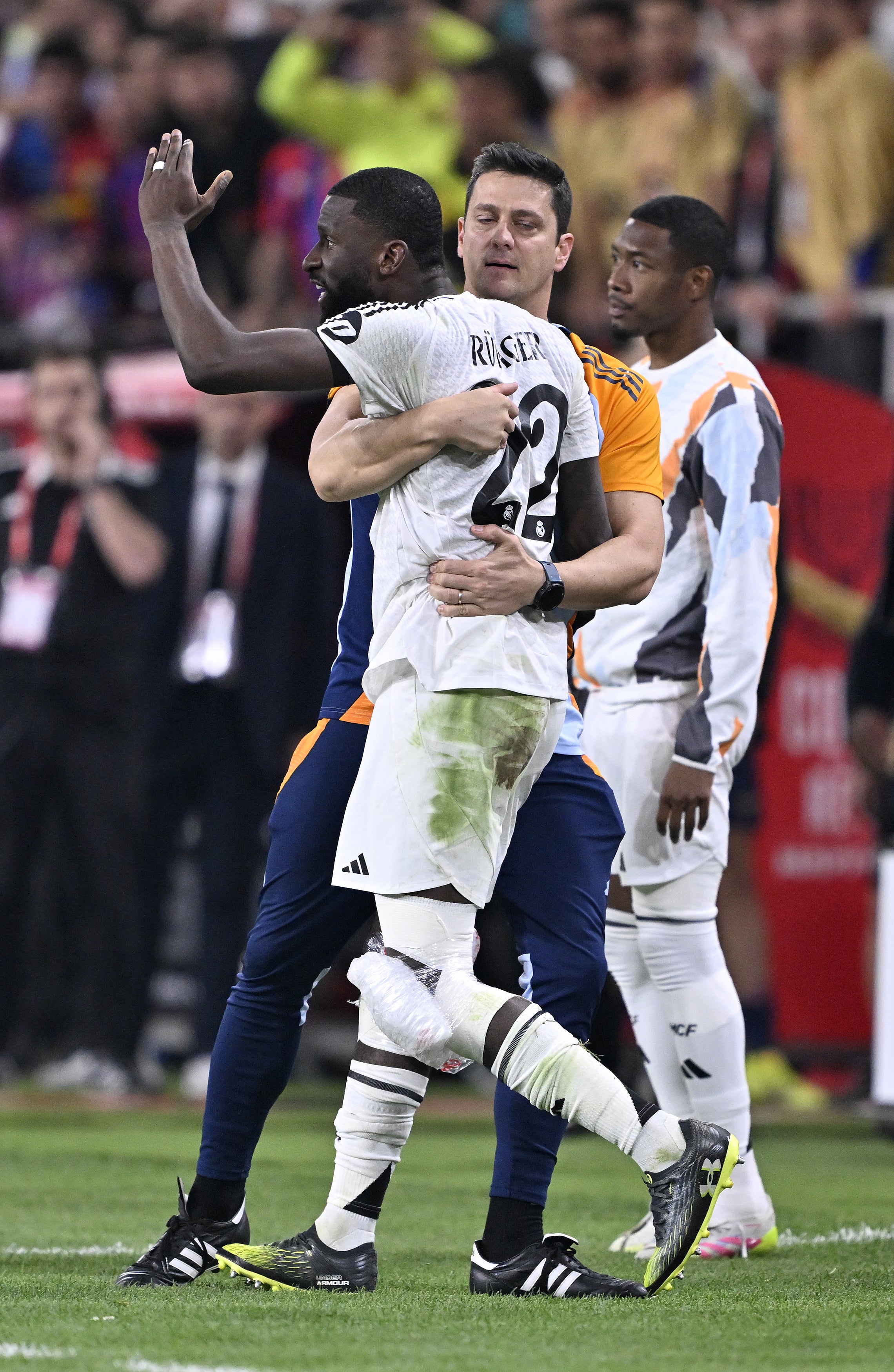 Cuántos partidos de sanción pueden caerles a Rüdiger, Bellingham y Lucas Vázquez Cuántos partidos de sanción pueden caerles a Rüdiger, Bellingham y Lucas Vázquez