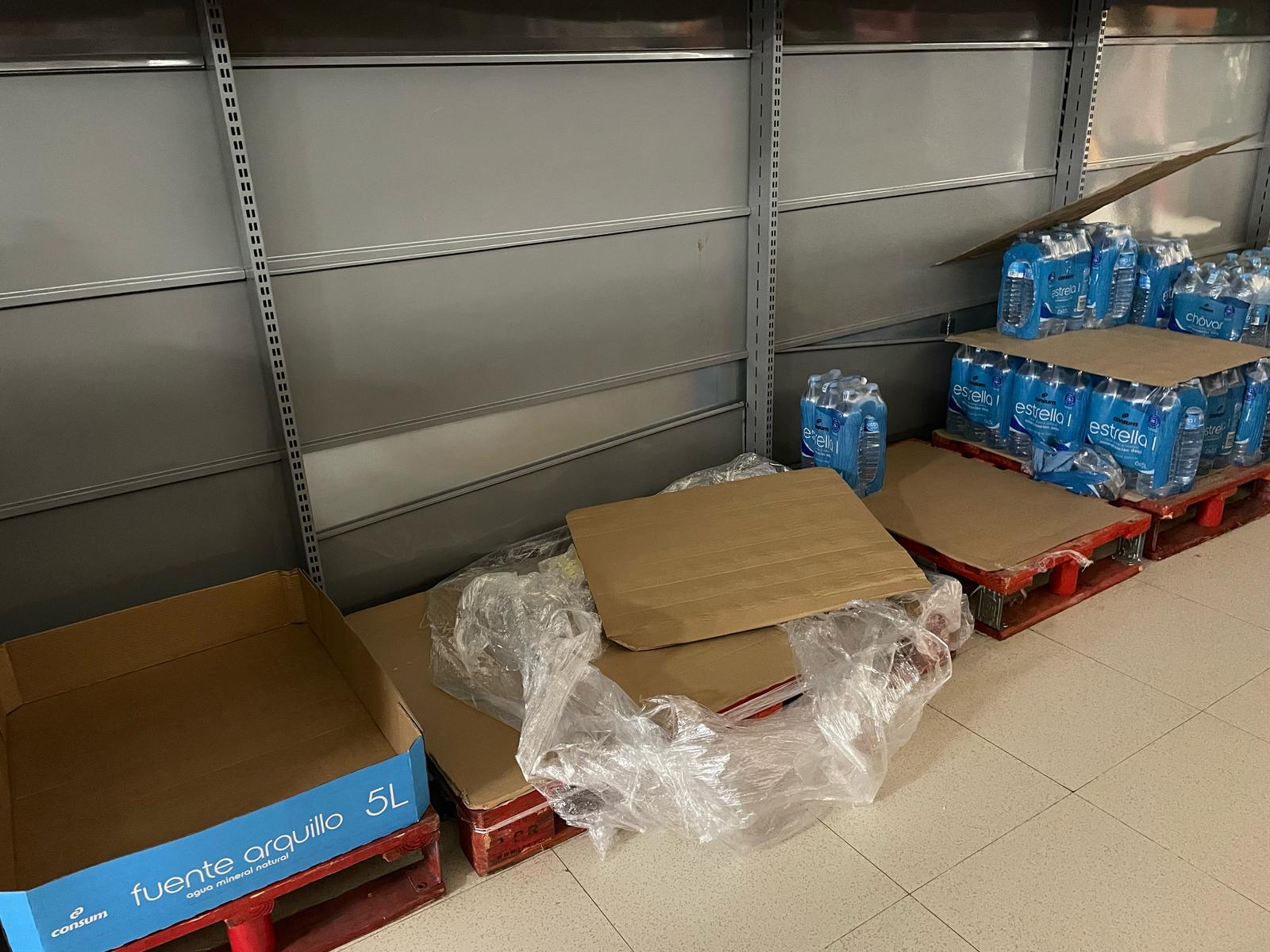 El apagón desata el 'caos' en los supermercados de Castellón El apagón desata el 'caos' en los supermercados de Castellón