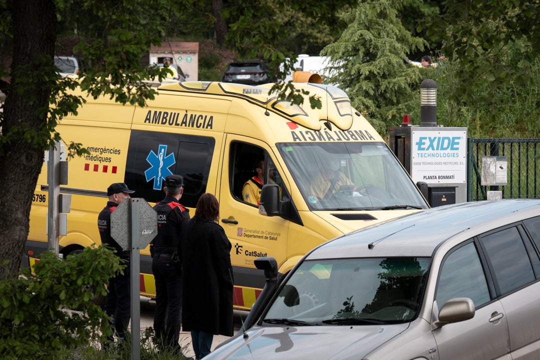 Un muerto y dos heridos en la explosión en una planta de reciclaje de baterías en Girona Un muerto y dos heridos en la explosión en una planta de reciclaje de baterías en Girona