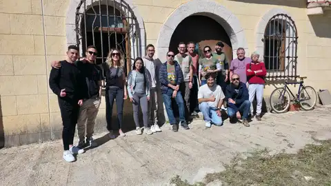 Elda ha puesto en marcha un centro de voluntariado medioambiental que impulsará actividades y programas formativos. Elda ha puesto en marcha un centro de voluntariado medioambiental que impulsará actividades y programas formativos.