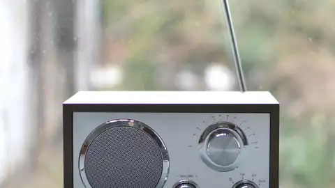 Kit de supervivencia de Europa: el apagón hace que los españoles se pregunten cómo es Kit de supervivencia de Europa: el apagón hace que los españoles se pregunten cómo es