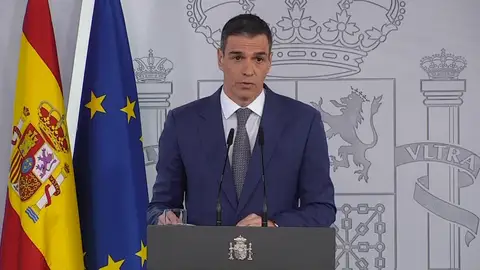Sánchez no descarta ninguna hipótesis sobre la causa del apagón y se centra en la recuperación del suministro Sánchez no descarta ninguna hipótesis sobre la causa del apagón y se centra en la recuperación del suministro
