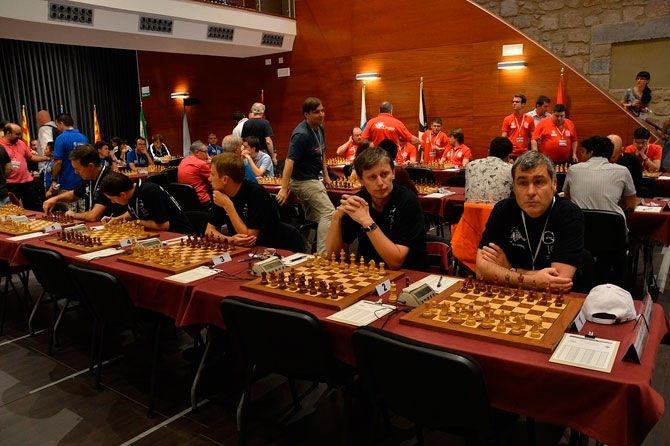 Ivanchuk, formó parte del C. A. Ajoblanco en 2014 que fue Campeón de España, se proclama vencedor del IV Open Chess Menorca Ivanchuk, formó parte del C. A. Ajoblanco en 2014 que fue Campeón de España, se proclama vencedor del IV Open Chess Menorca