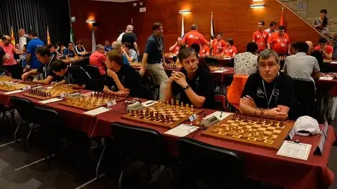 Ivanchuk, formó parte del C. A. Ajoblanco en 2014 que fue Campeón de España, se proclama vencedor del IV Open Chess Menorca Ivanchuk, formó parte del C. A. Ajoblanco en 2014 que fue Campeón de España, se proclama vencedor del IV Open Chess Menorca