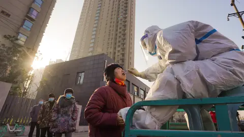 China da por concluida la investigación del origen del Covid-19 y apunta a EEUU entre los posibles causantes China da por concluida la investigación del origen del Covid-19 y apunta a EEUU entre los posibles causantes