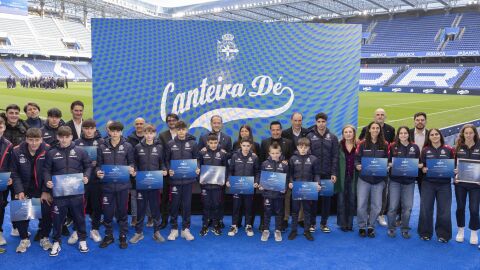 Acto de la cantera del Deportivo en Riazor