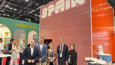 Cano pide estabilidad energética para el sector cerámico tras las pérdidas por el apagón Cano pide estabilidad energética para el sector cerámico tras las pérdidas por el apagón