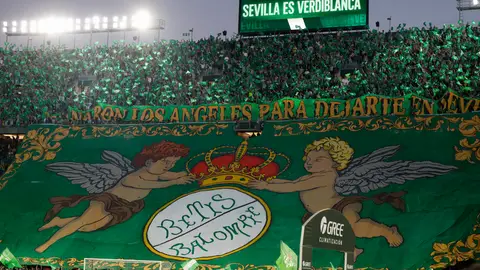Imagen del Gol Sur del Benito VIllamarín en la previa de un partido. Imagen del Gol Sur del Benito VIllamarín en la previa de un partido.