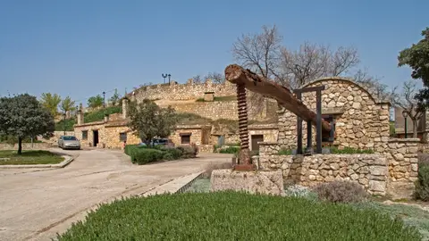 La Diputación saca a licitación la obra de mejora del entorno medioambiental del Barrio de Bodegas de Astudillo .