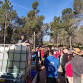 El alcalde de Puebla de Arenoso ha movilizado a todo el pueblo para la plantación de 300 árboles