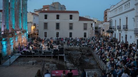 Feria del Libro de M&eacute;rida 2025