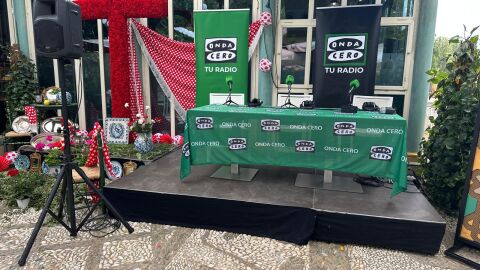 M&aacute;s de Uno Granada d&iacute;a de la cruz 2025