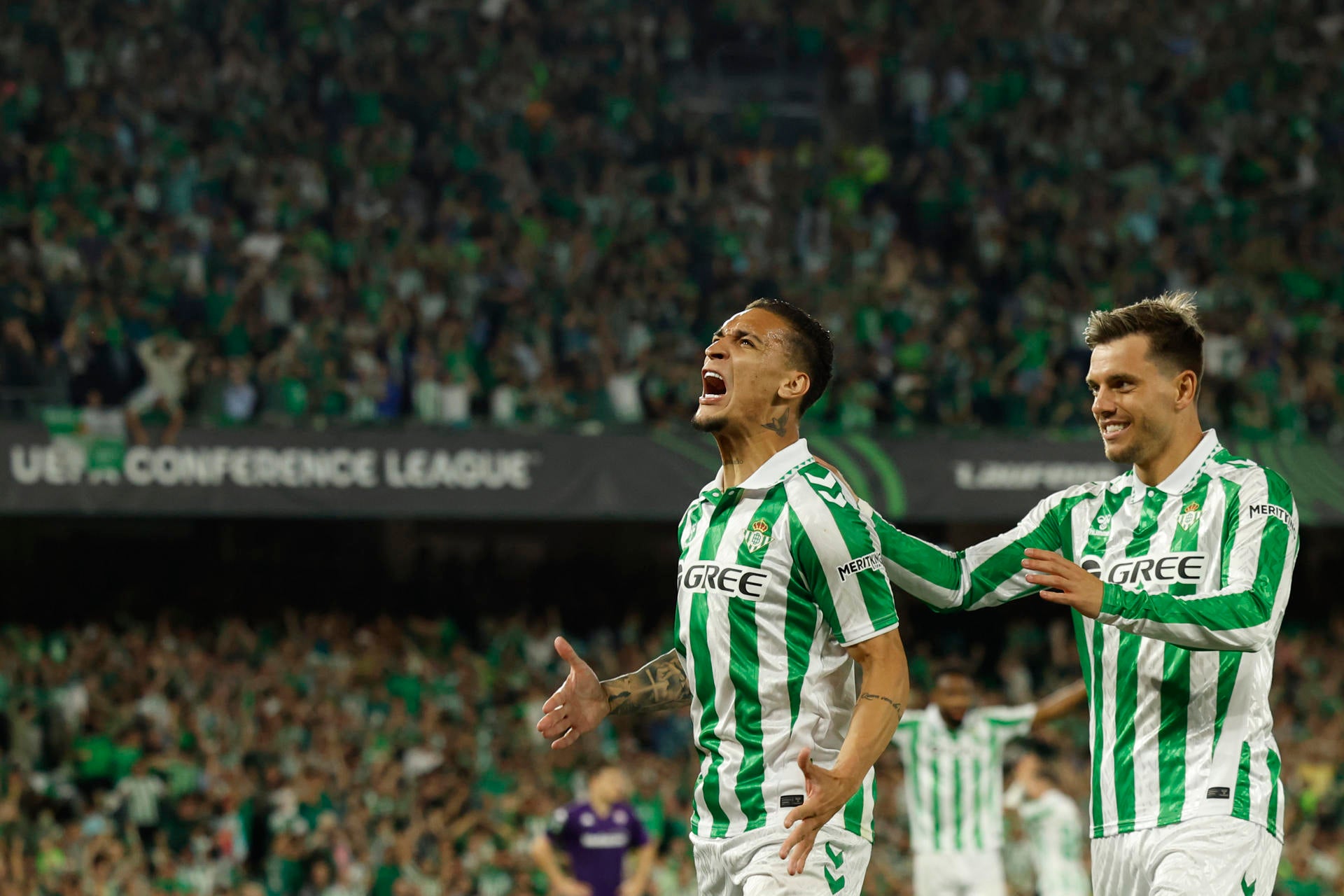 (2-1) El Betis da un pasito hacia la final (2-1) El Betis da un pasito hacia la final