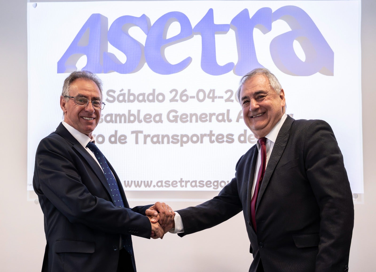 El nuevo presidente de ASETRA denuncia la pérdida de competitividad que supone el peaje de la A6 para los transportistas segovianos El nuevo presidente de ASETRA denuncia la pérdida de competitividad que supone el peaje de la A6 para los transportistas segovianos