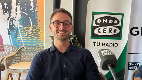 Artal Mayans: “Formentera crea un vínculo que se hereda como demuestra que hay familia que llevan viniendo 30 años" Artal Mayans: “Formentera crea un vínculo que se hereda como demuestra que hay familia que llevan viniendo 30 años"
